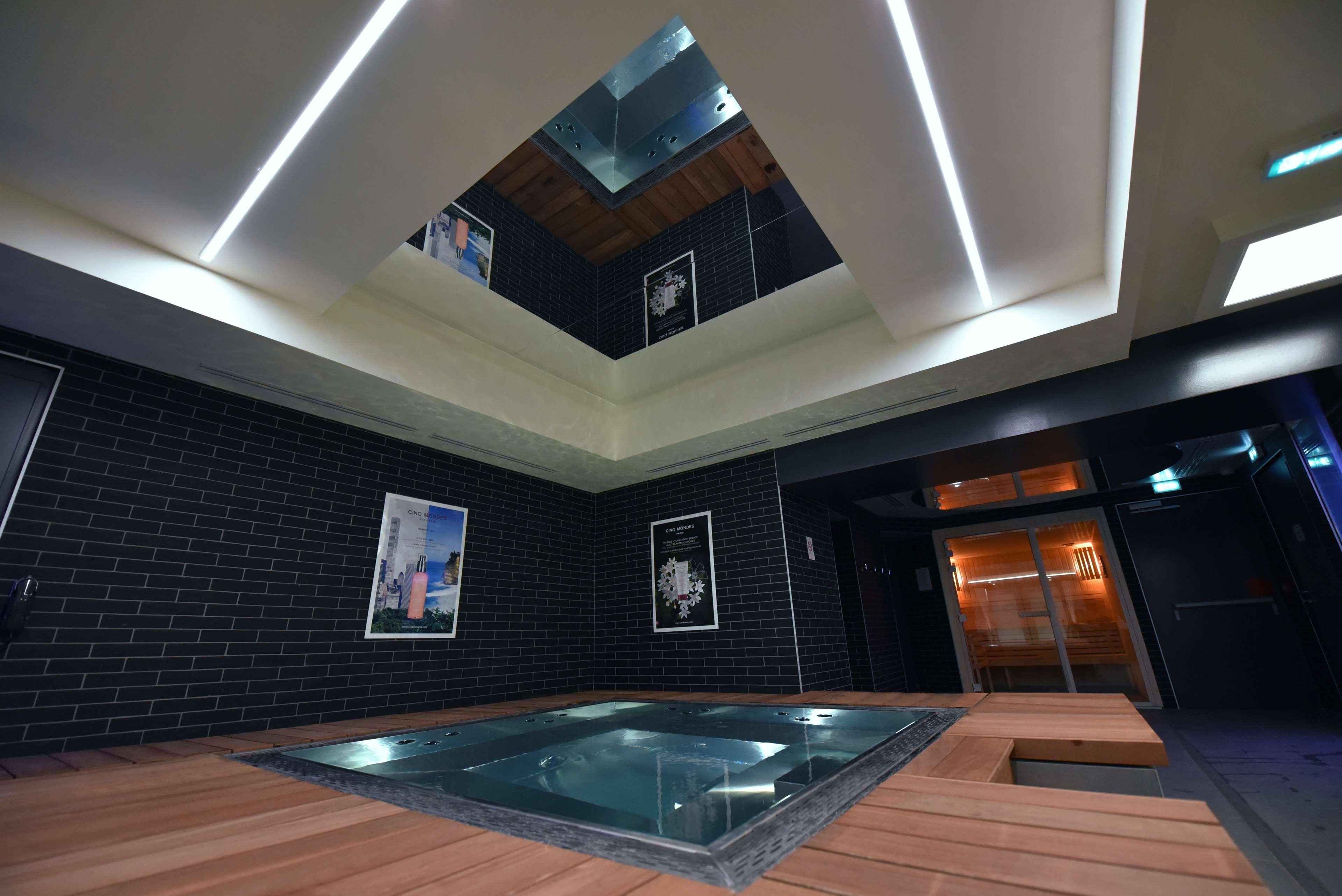 Kyriad Hotel Dijon Gare מראה חיצוני תמונה